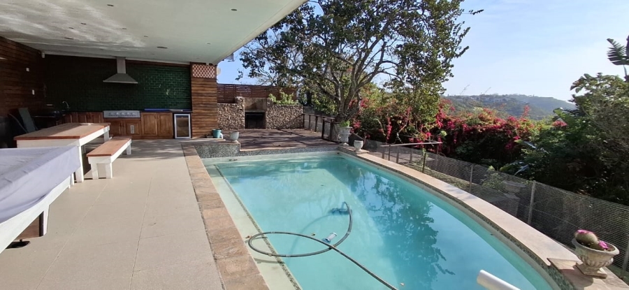 5 Bedroom Property for Sale in Gonubie North Eastern Cape